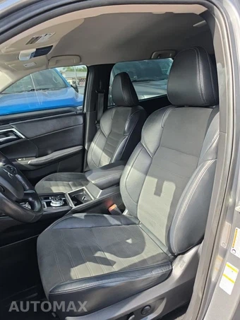 2023 Mitsubishi Outlander SE - miniatura 13