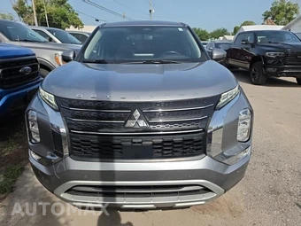 2023 Mitsubishi Outlander SE - miniatura 2