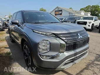 2023 Mitsubishi Outlander SE - miniatura 3