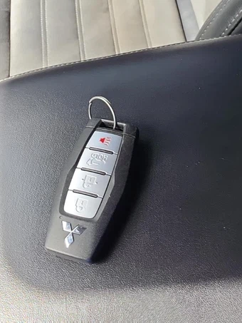 2023 Mitsubishi Outlander SE - miniatura 41