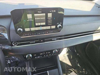 2023 Mitsubishi Outlander SE - miniatura 11
