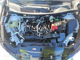 2023 Mitsubishi Outlander SE - miniatura 26