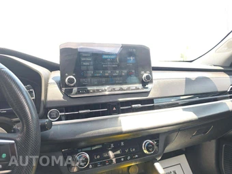 2023 Mitsubishi Outlander SEL - miniatura 10