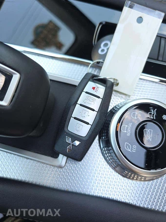 2023 Mitsubishi Outlander SEL - miniatura 8