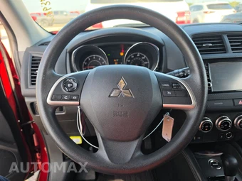 2023 Mitsubishi Outlander Sport 2.0 ES - miniatura 10