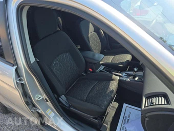 2023 Mitsubishi Outlander Sport 2.0 LE - miniatura 18