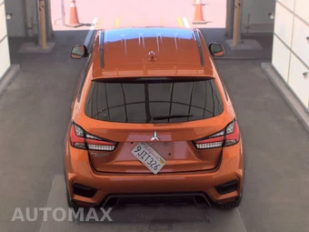 2023 Mitsubishi Outlander Sport 2.0 LE - miniatura 5
