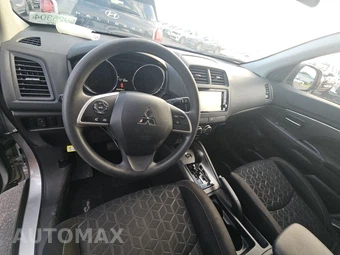 2023 Mitsubishi Outlander Sport 2.0 S - miniatura 11