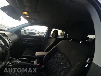 2023 Mitsubishi Outlander Sport 2.0 S - miniatura 18