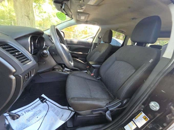 2023 Mitsubishi Outlander Sport 2.0 S - miniatura 6