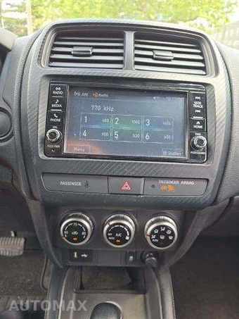2023 Mitsubishi Outlander Sport 2.0 SE - miniatura 10