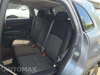 2023 Mitsubishi Outlander Sport 2.0 SE - miniatura 13