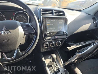 2023 Mitsubishi Outlander Sport 2.0 SE - miniatura 11
