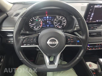 2023 Nissan Altima Platinum – miniatura 10