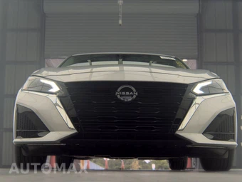 2023 Nissan Altima S - miniatura 3