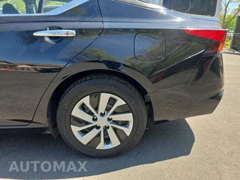 2023 Nissan Altima S – miniatura 11