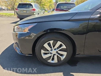 2023 Nissan Altima S – miniatura 8