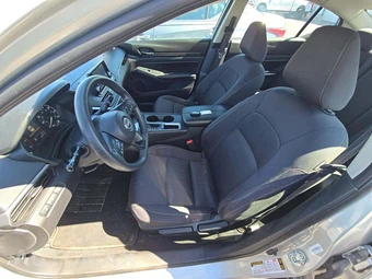 2023 Nissan Altima S – miniatura 3