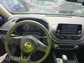 2023 Nissan Altima S – miniatura 11