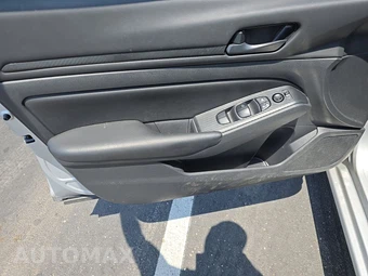 2023 Nissan Altima S – miniatura 15