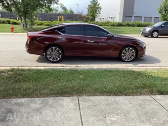2023 Nissan Altima SL - miniatura 4