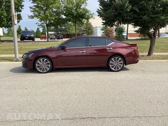 2023 Nissan Altima SL - miniatura 8
