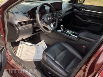 2023 Nissan Altima SL - miniatura 9