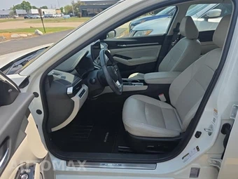 2023 Nissan Altima SL - miniatura 11