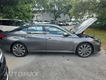 2023 Nissan Altima SL - miniatura 4