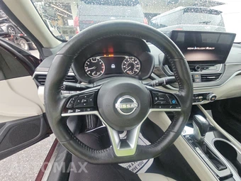 2023 Nissan Altima SL - miniatura 10