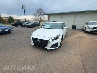 2023 Nissan Altima SL
