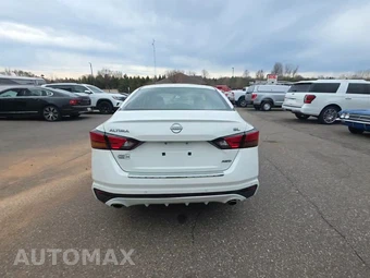 2023 Nissan Altima SL - miniatura 4