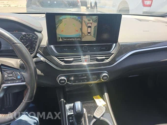2023 Nissan Altima SR – miniatura 10