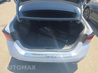 2023 Nissan Altima SR – miniatura 14