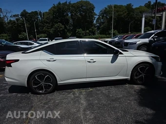 2023 Nissan Altima SR – miniatura 4