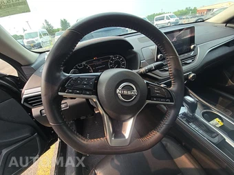 2023 Nissan Altima SR - miniatura 10
