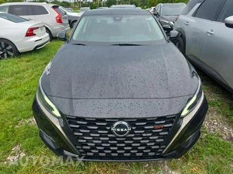 2023 Nissan Altima SR - miniatura 2