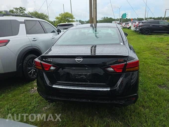 2023 Nissan Altima SR - miniatura 6