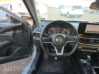 2023 Nissan Altima SR – miniatura 10