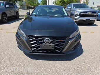 2023 Nissan Altima SR - miniatura 2