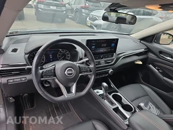 2023 Nissan Altima SR - miniatura 12