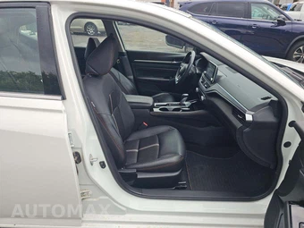 2023 Nissan Altima SR - miniatura 15