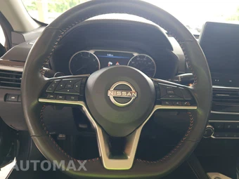 2023 Nissan Altima SR - miniatura 10
