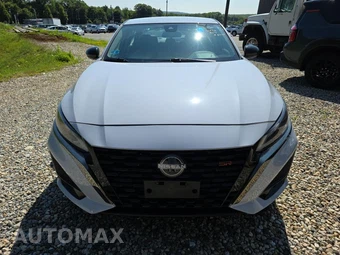2023 Nissan Altima SR - miniatura 2