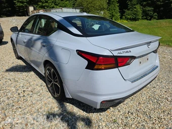 2023 Nissan Altima SR - miniatura 7