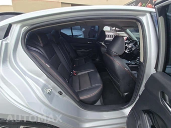 2023 Nissan Altima SR – miniatura 13