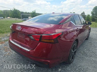2023 Nissan Altima SR - miniatura 4