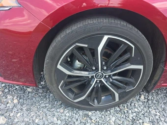 2023 Nissan Altima SR - miniatura 8