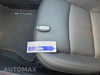 2023 Nissan Altima SR - miniatura 26