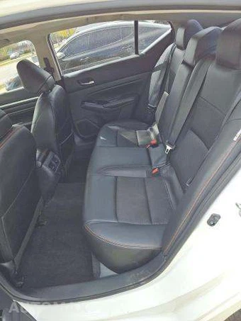 2023 Nissan Altima SR – miniatura 13
